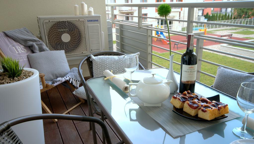 Irs Royal Apartments Apartamenty Irs Neptun Park غدانسك المظهر الخارجي الصورة
